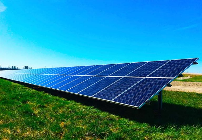 Australian Scientists Develop A Cost-Effective Method To Recycle Solar Panels