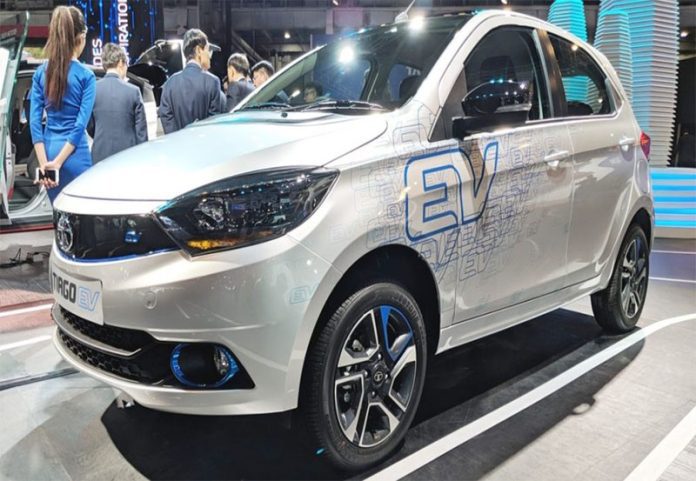 India's New Electric Hatchback Costs less than a Suzuki Alto in Pakistan